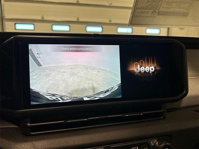 Photo of 2025 Black Clearcoat Jeep Wrangler