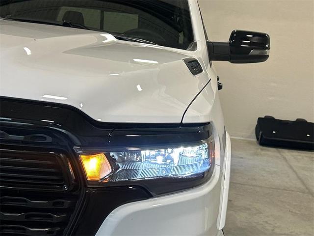 Photo of 2025 Bright White Clearcoat RAM 1500