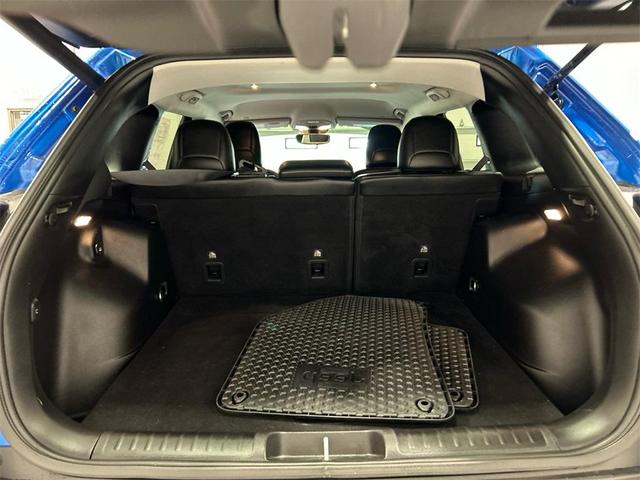 Photo of 2021 Hydro Blue Pearlcoat Jeep Cherokee
