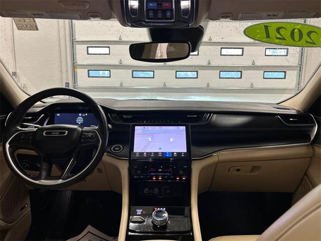 Photo of 2021 Bright White Clearcoat Jeep Grand Cherokee L