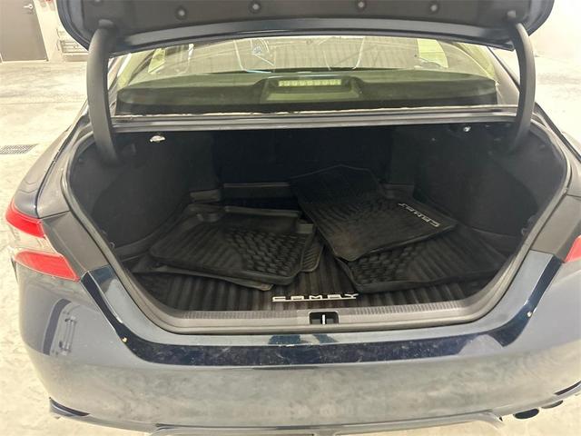 Photo of 2018 Blue Toyota Camry