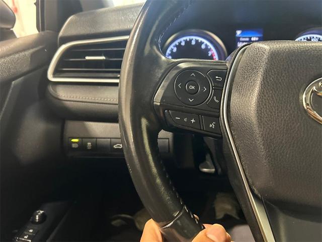 Photo of 2018 Blue Toyota Camry