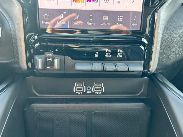 Photo of 2025 Diamond Black RAM 1500