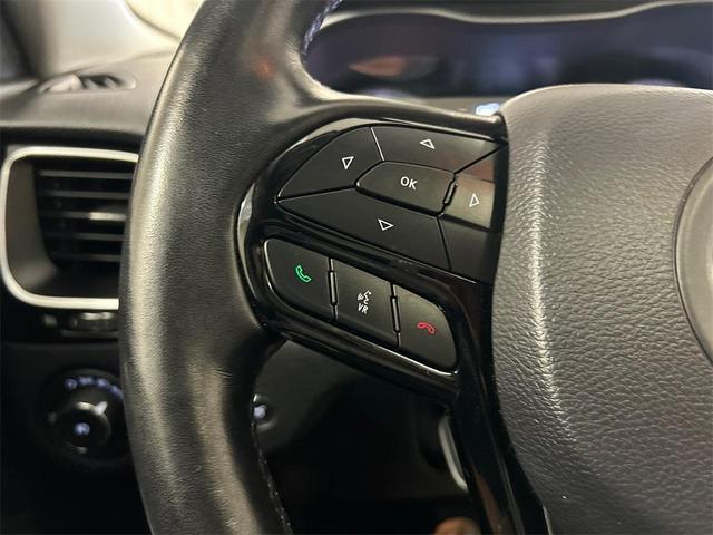 Photo of 2020 Velvet Red Pearlcoat Jeep Cherokee