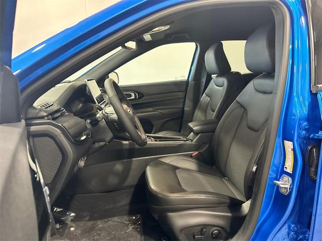 Photo of 2025 Hydro Blue Pearlcoat Jeep Compass