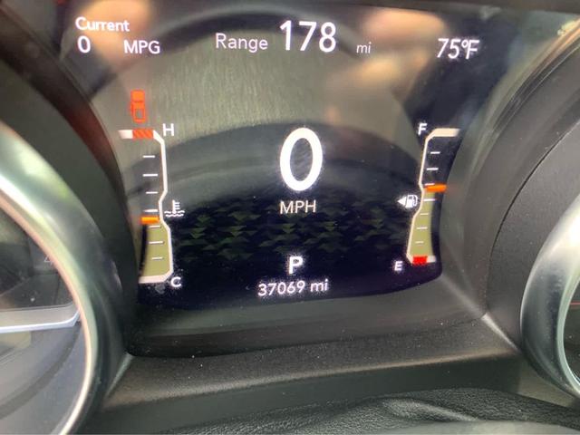 Photo of 2021 Hydro Blue Pearlcoat Jeep Gladiator
