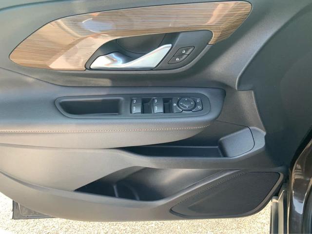 Photo of 2019 Smokey Quartz Metallic GMC Terrain