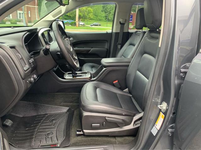 Photo of 2016 Cyber Gray Metallic GMC Canyon