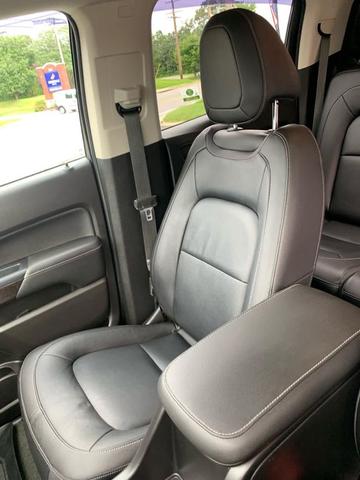 Photo of 2016 Cyber Gray Metallic GMC Canyon