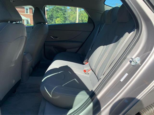 Photo of 2023 Fluid Metal Hyundai ELANTRA