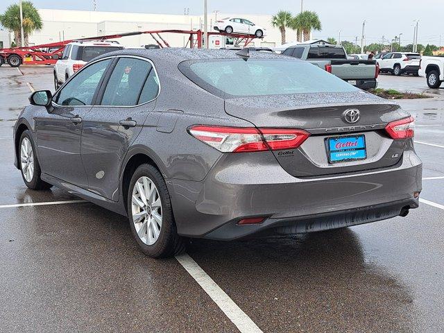 Photo of 2020 Predawn Gray Mica Toyota Camry