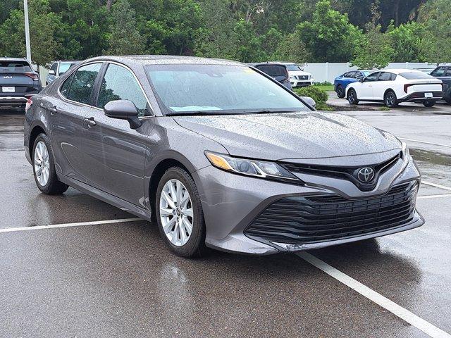 Photo of 2020 Predawn Gray Mica Toyota Camry