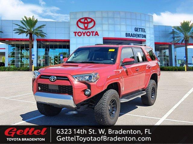 Photo of 2022 Barcelona Red Metallic Toyota 4Runner