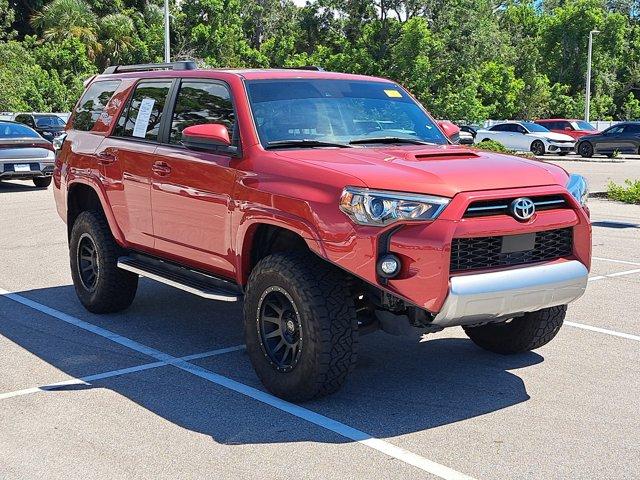 Photo of 2022 Barcelona Red Metallic Toyota 4Runner