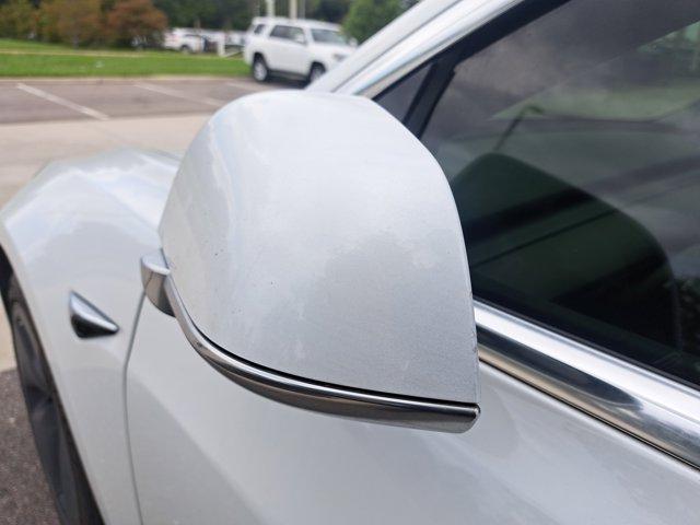 Photo of 2020 Pearl White Multi-Coat Tesla Model 3