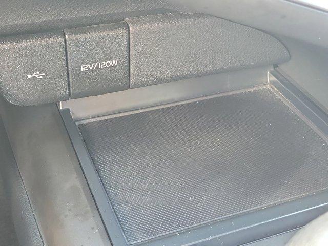 Photo of 2023 Ice Cap Toyota Camry