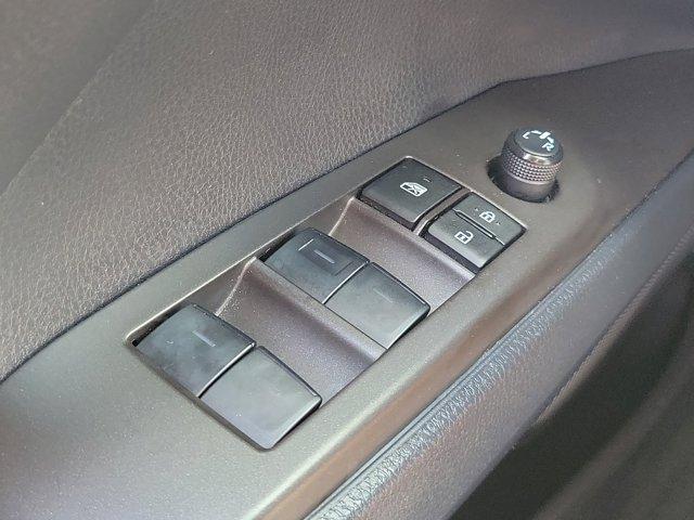 Photo of 2023 Ice Cap Toyota Camry
