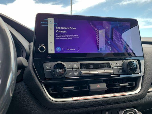 Photo of 2025 Wind Chill Pearl Toyota Grand Highlander