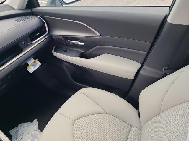 Photo of 2025 Wind Chill Pearl Toyota Grand Highlander