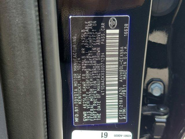 Photo of 2025 Midnight Black Metallic Toyota Camry