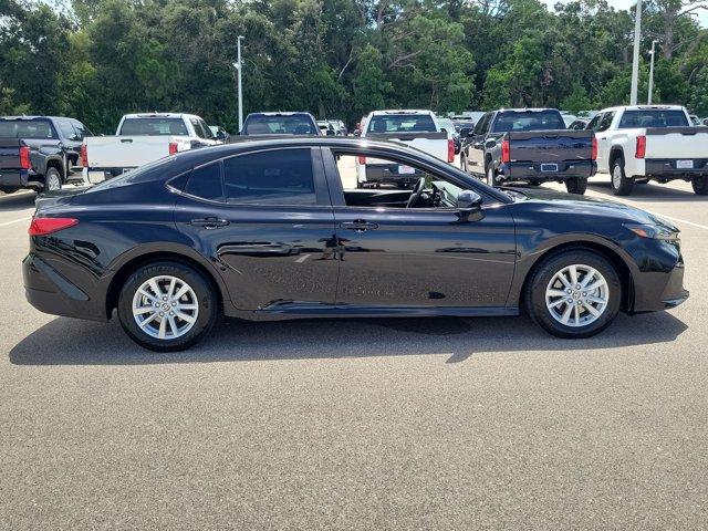 Photo of 2025 Midnight Black Metallic Toyota Camry