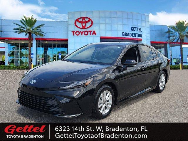 Photo of 2025 Midnight Black Metallic Toyota Camry