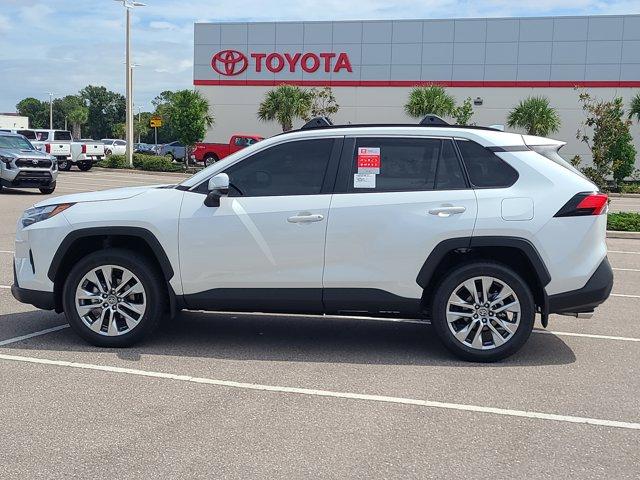 Photo of 2025 Wind Chill Pearl Toyota RAV4