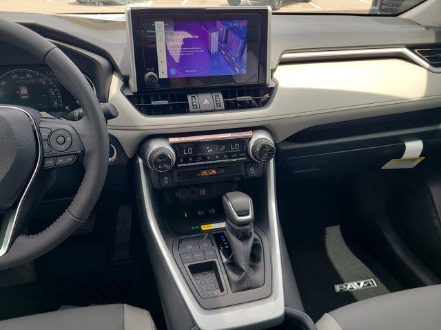 Photo of 2025 Wind Chill Pearl Toyota RAV4
