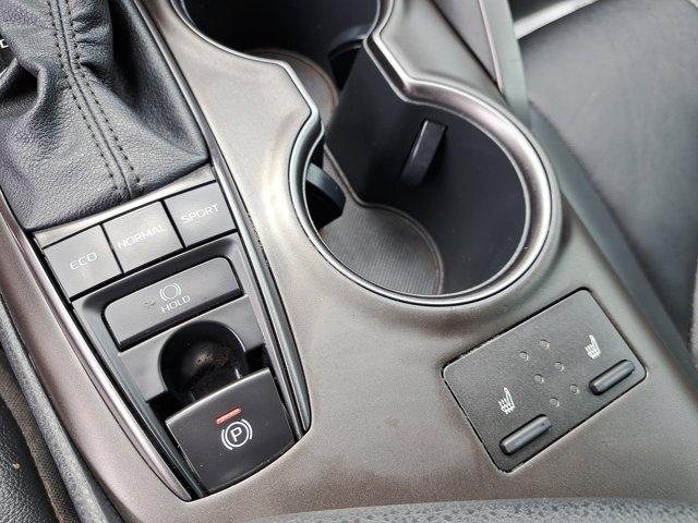 Photo of 2021 Predawn Gray Mica Toyota Camry