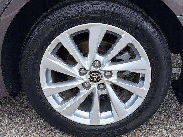 Photo of 2023 Predawn Gray Mica Toyota Camry