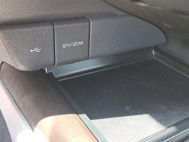Photo of 2024 Ice Cap Toyota Camry