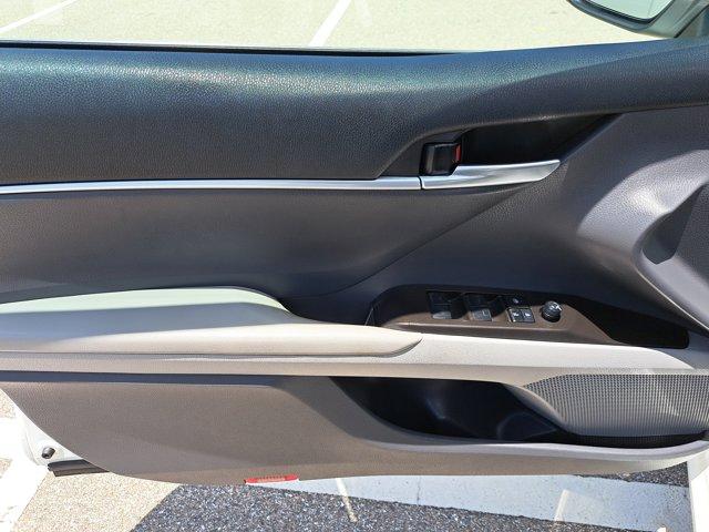 Photo of 2024 Ice Cap Toyota Camry