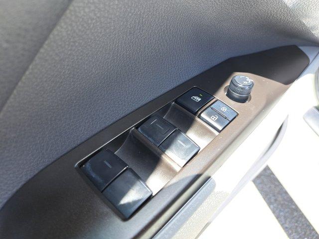 Photo of 2024 Ice Cap Toyota Camry