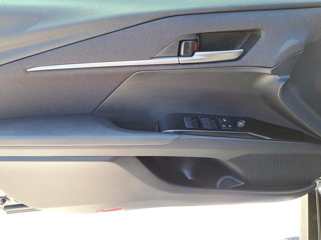 Photo of 2025 Midnight Black Metallic Toyota Camry