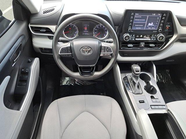 Photo of 2020 Magnetic Gray Metallic Toyota Highlander