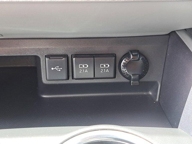 Photo of 2020 Magnetic Gray Metallic Toyota Highlander