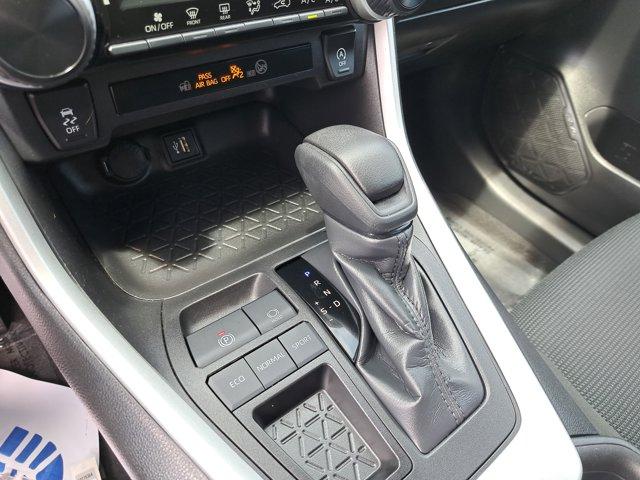 Photo of 2024 Ice Cap Toyota RAV4