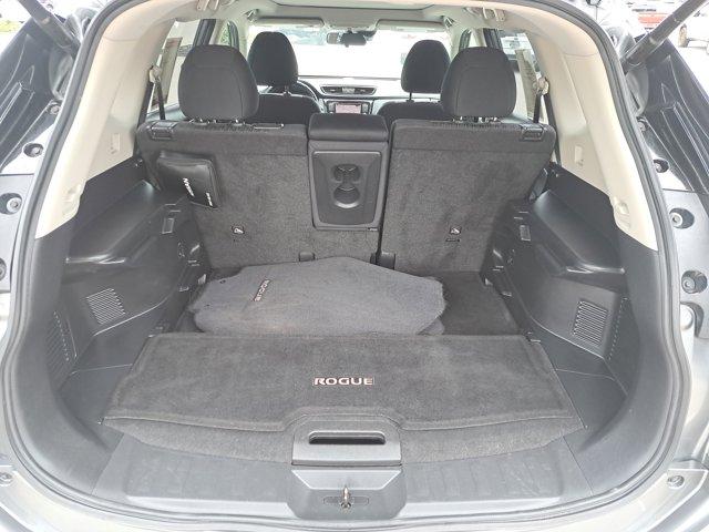 Photo of 2020 Gun Metallic Nissan Rogue