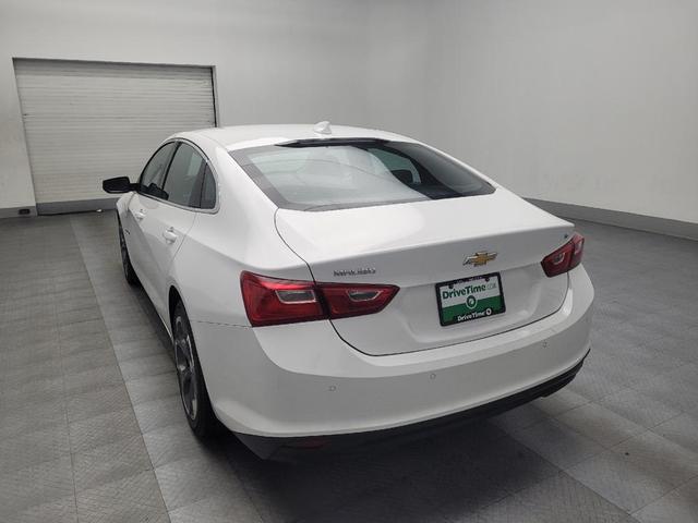 Photo of 2023 Summit White Chevrolet Malibu