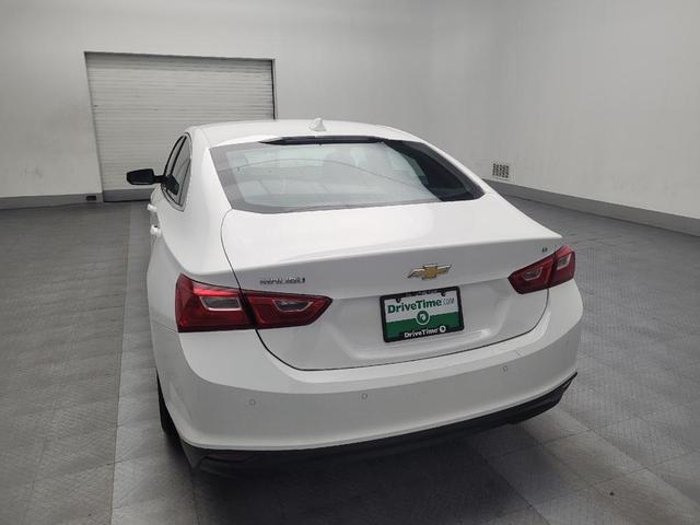 Photo of 2023 Summit White Chevrolet Malibu
