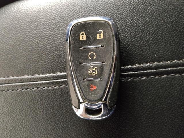 Photo of 2023 Summit White Chevrolet Malibu