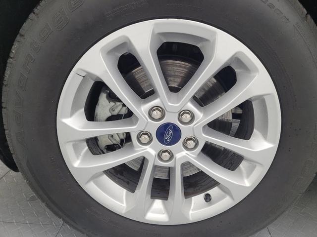 Photo of 2021 Agate Black Metallic Ford Escape
