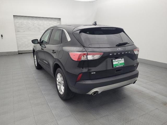 Photo of 2021 Agate Black Metallic Ford Escape