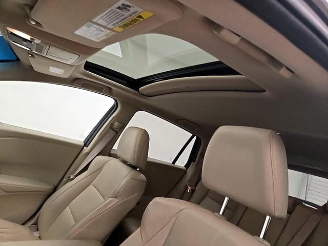 Photo of 2015 Gray Acura RDX