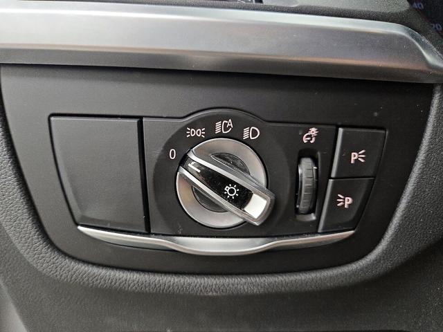 Photo of 2022 White BMW X3