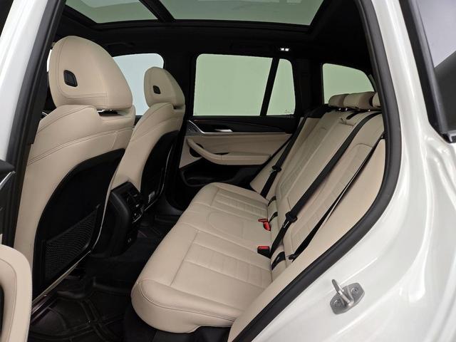 Photo of 2022 White BMW X3