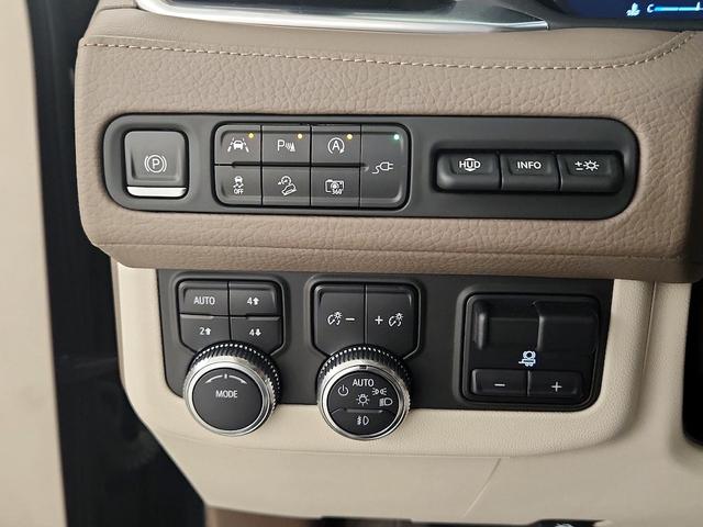 Photo of 2022 Blue GMC Yukon