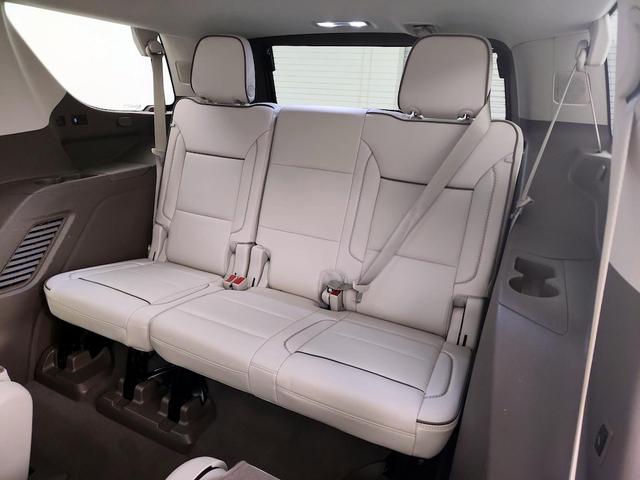 Photo of 2022 Blue GMC Yukon