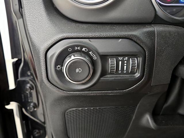 Photo of 2022 Black Jeep Wrangler