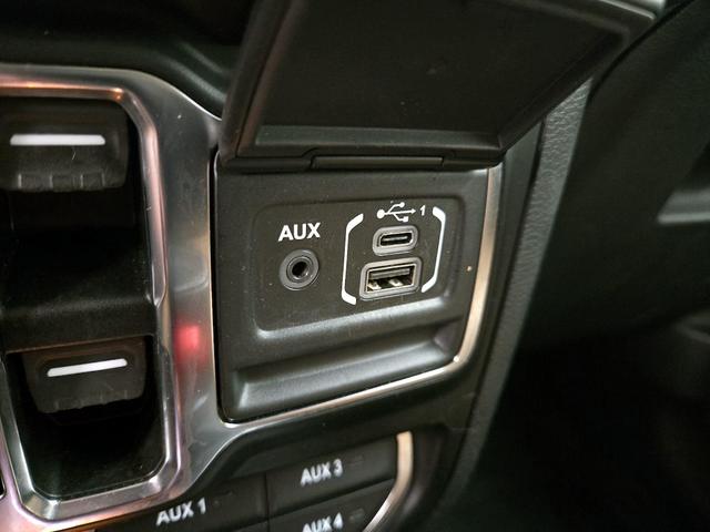 Photo of 2022 Black Jeep Wrangler